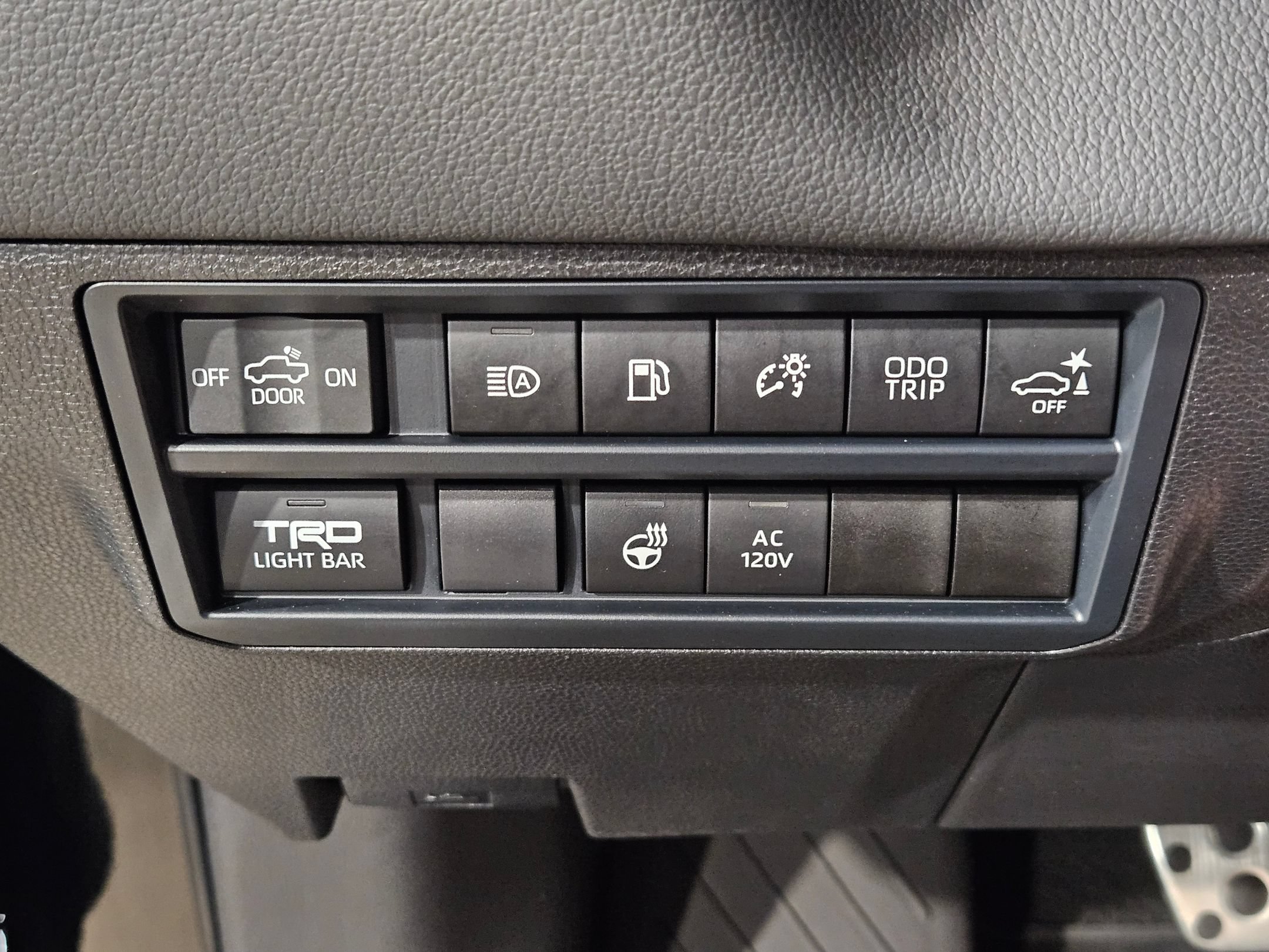 Certified 2025 Toyota Tundra TRD Pro AWD/4WD image 26