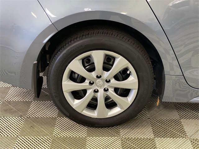 Used 2025 Toyota Corolla LE image 36