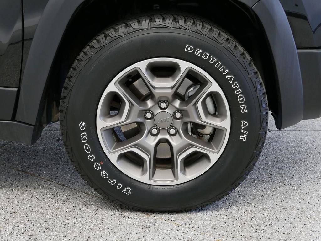 Certified 2022 Jeep Cherokee Trailhawk w/ Premium Leather Package image 53