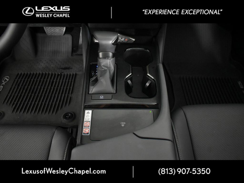 Used 2024 Lexus ES 250 250 w/ Premium Package image 30