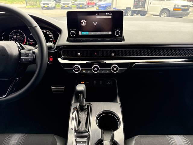 Used 2025 Honda Civic Sport image 24