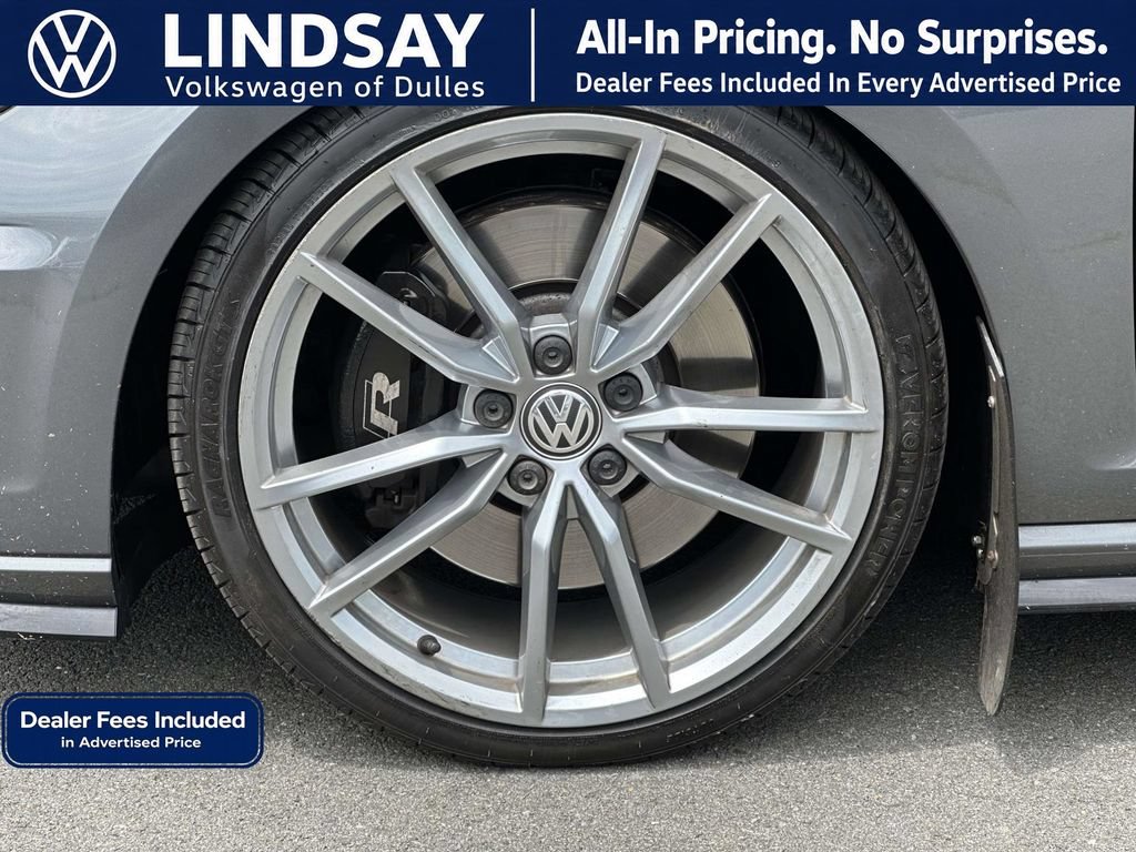 Used 2019 Volkswagen Golf R 4-Door AWD/4WD image 8