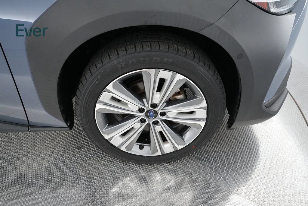 Used 2023 Subaru Solterra AWD image 9