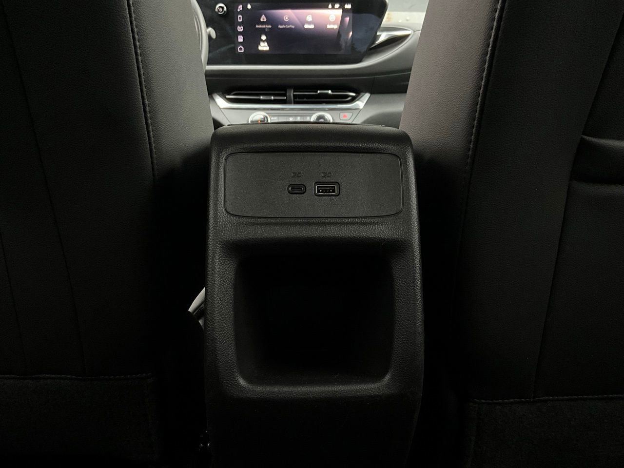 Used 2025 Buick Envista Preferred image 12