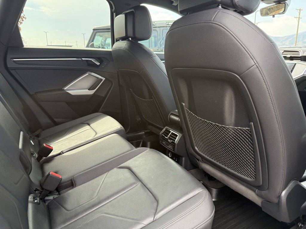 Used 2021 Audi Q3 2.0T Premium image 27