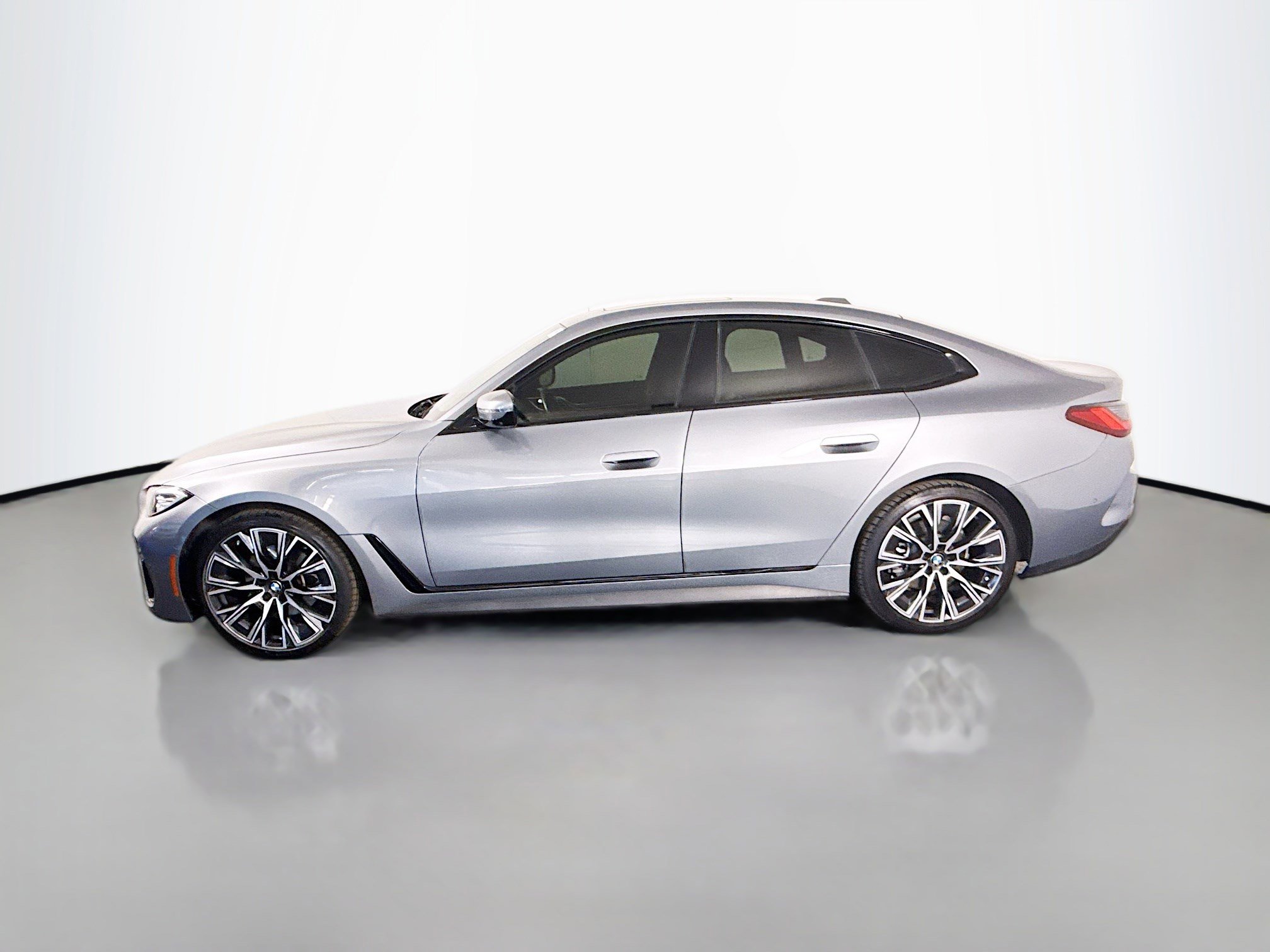 Used 2023 BMW 430i Gran Coupe w/ Premium Package image 6