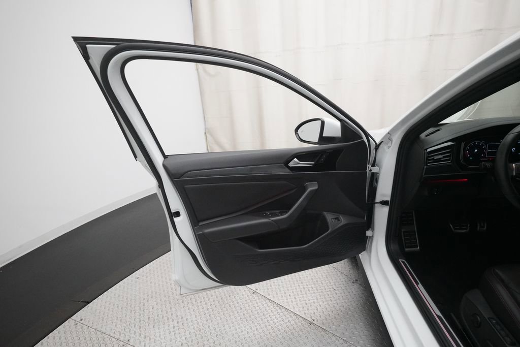 Used 2019 Volkswagen Jetta GLI Autobahn image 27