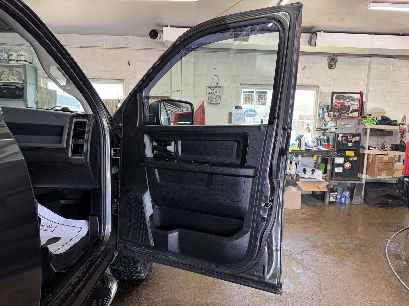 Used 2014 RAM 1500 Express AWD/4WD image 26