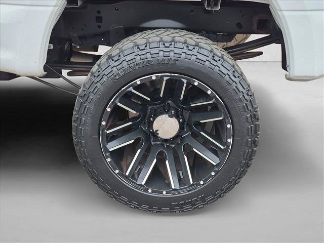 Used 2017 Ford F250 XL w/ STX Appearance Package AWD/4WD image 12