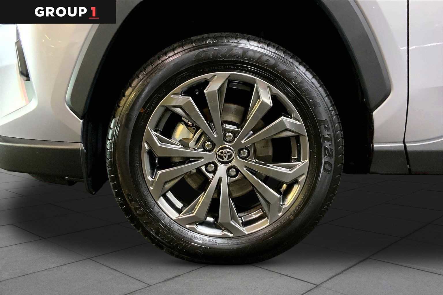 Used 2025 Toyota RAV4 XLE Premium w/ Weather Package AWD/4WD image 11