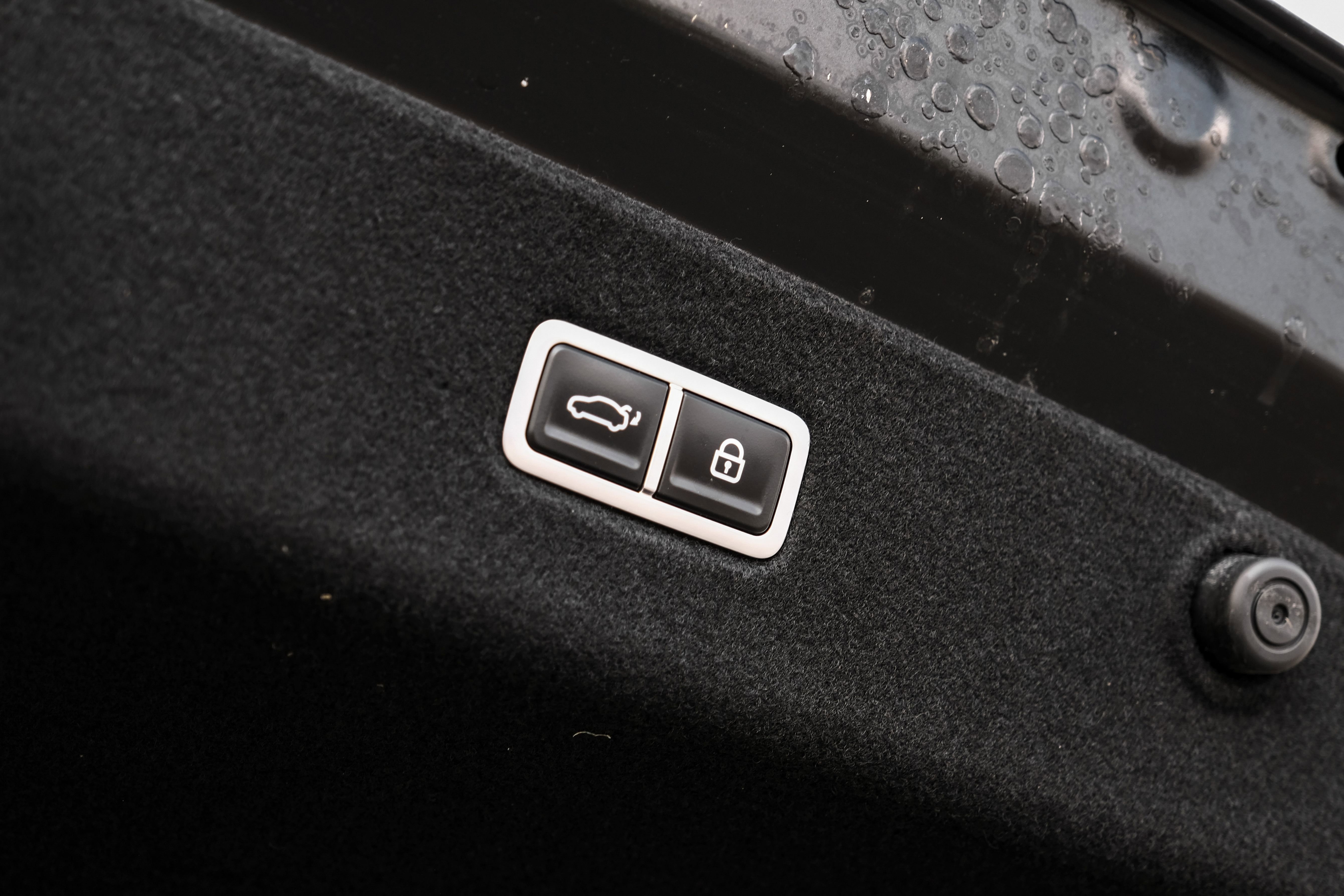 Used 2024 Hyundai Ioniq 6 SE RWD image 48