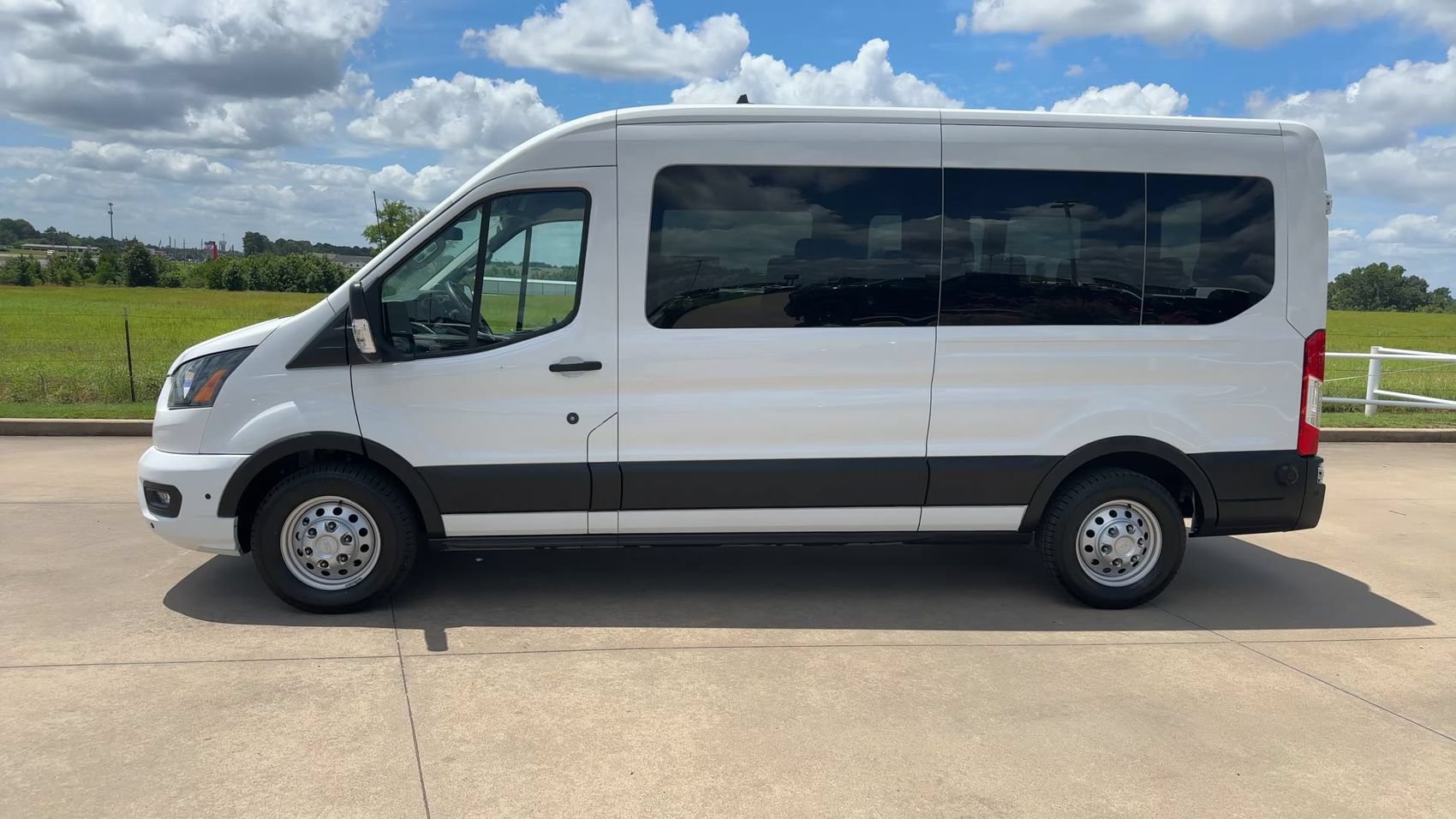 Used 2024 Ford Transit 350 XLT AWD/4WD image 6