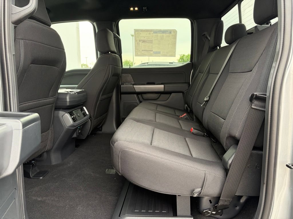 New 2026 Ford F150 XLT w/ Equipment Group 302A MID AWD/4WD image 17