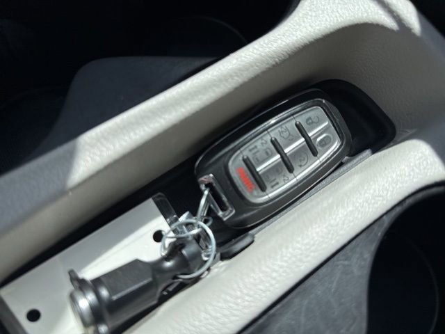 Used 2023 Chrysler Voyager LX FWD image 32