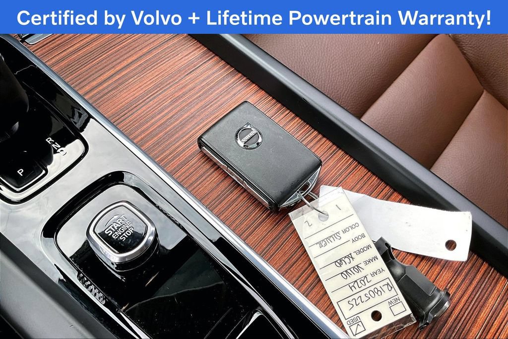 Certified 2024 Volvo XC60 B5 Plus w/ Protection Package Premier AWD/4WD image 14