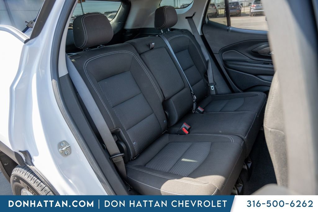 Used 2024 GMC Terrain SLE image 24