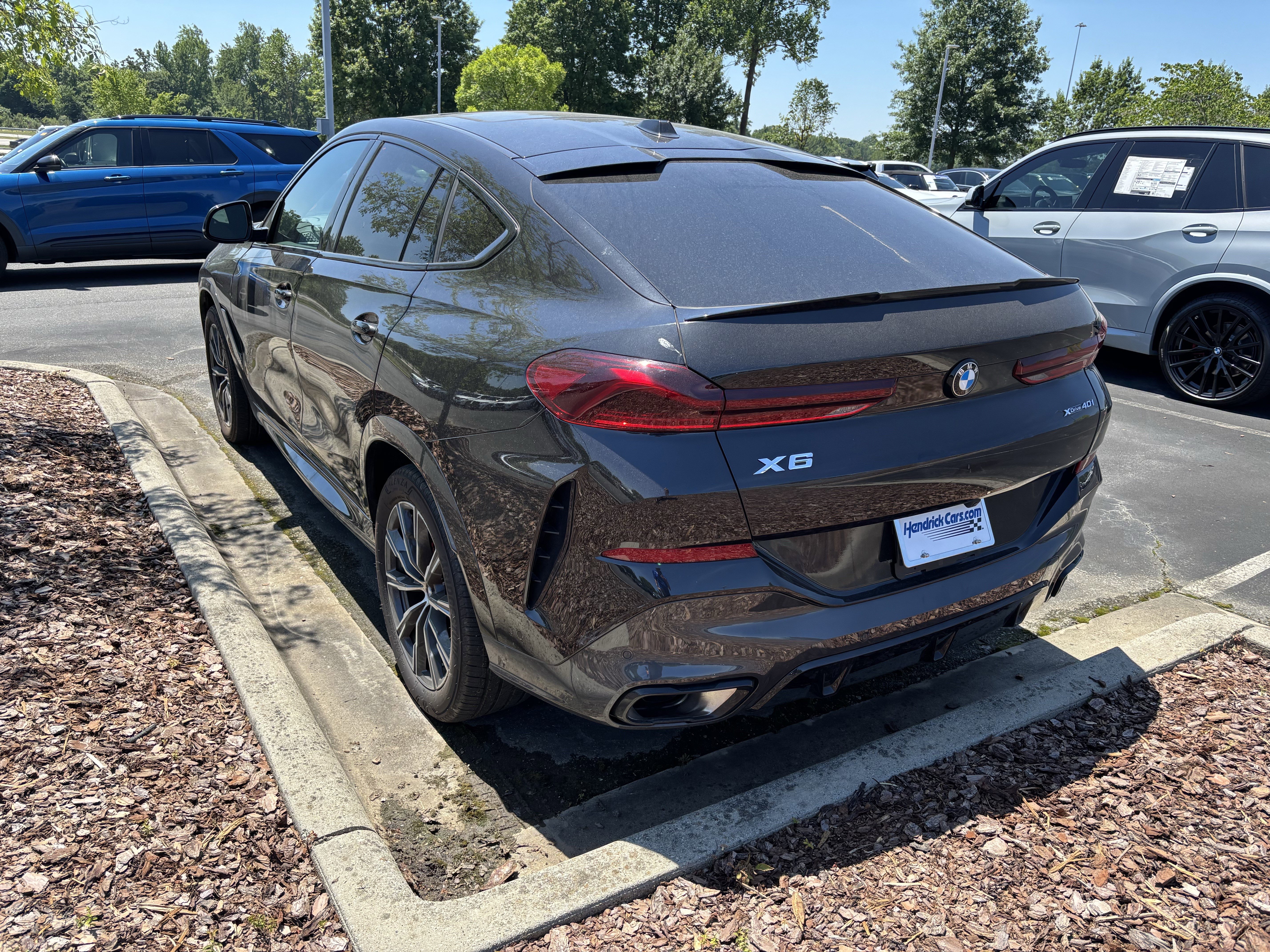 Used 2025 BMW X6 xDrive40i w/ Executive Package AWD/4WD image 8
