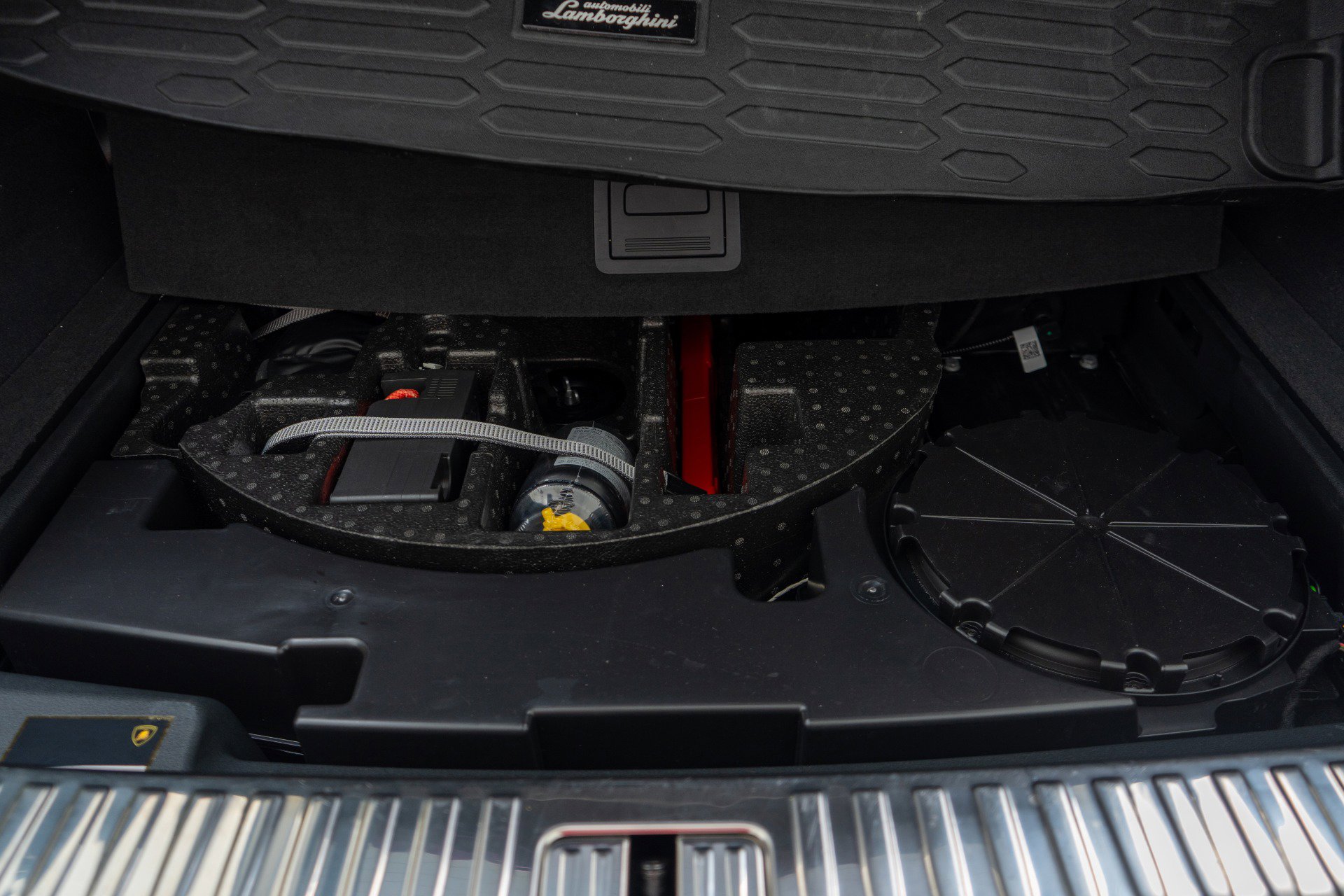 Used 2021 Lamborghini Urus -Bang and Olufsen Audio, Two-T image 42