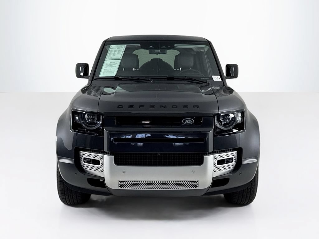 Used 2024 Land Rover Defender 110 SE AWD/4WD image 8