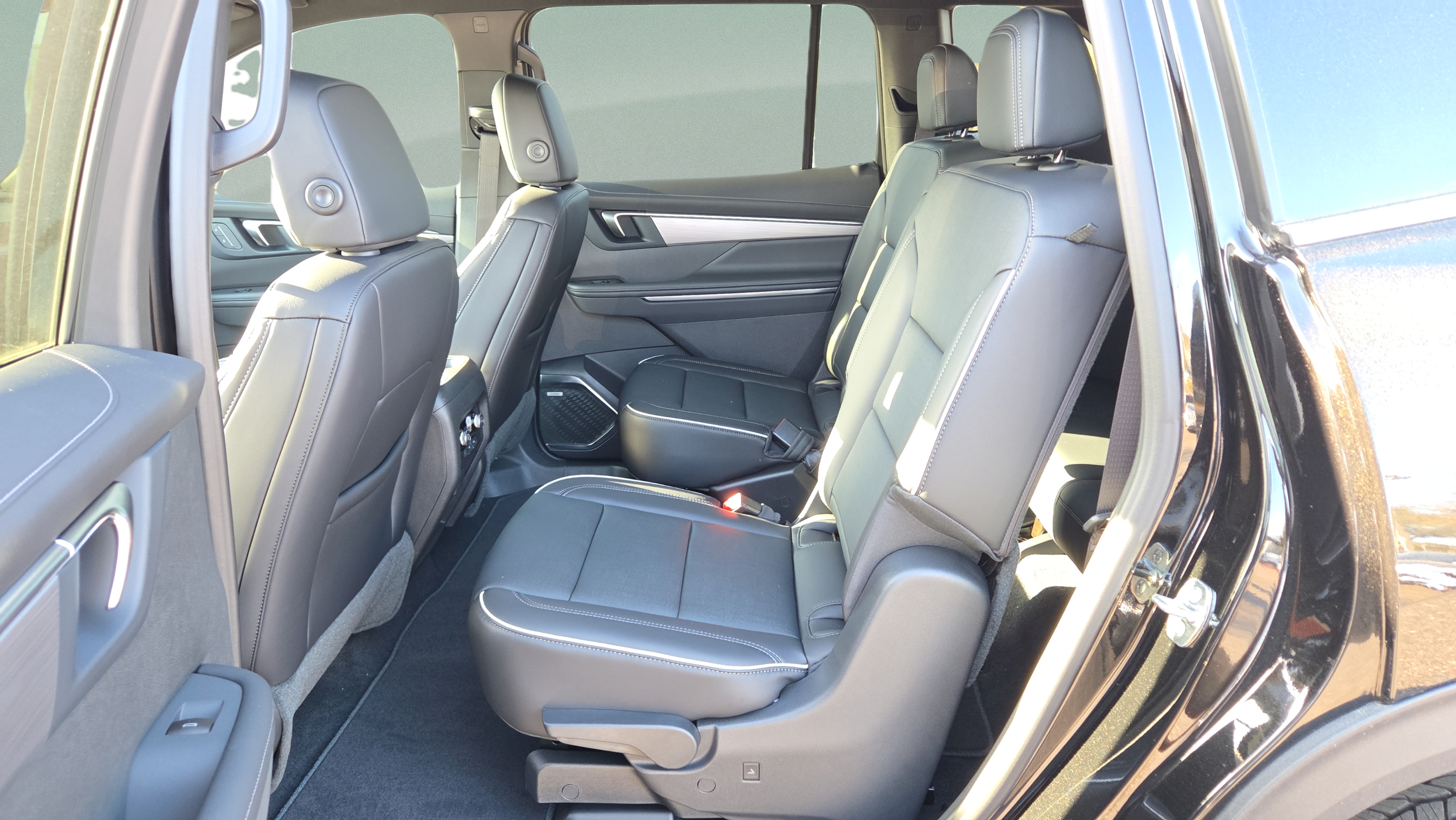 Certified 2026 Buick Enclave Preferred w/ Power Package FWD image 11