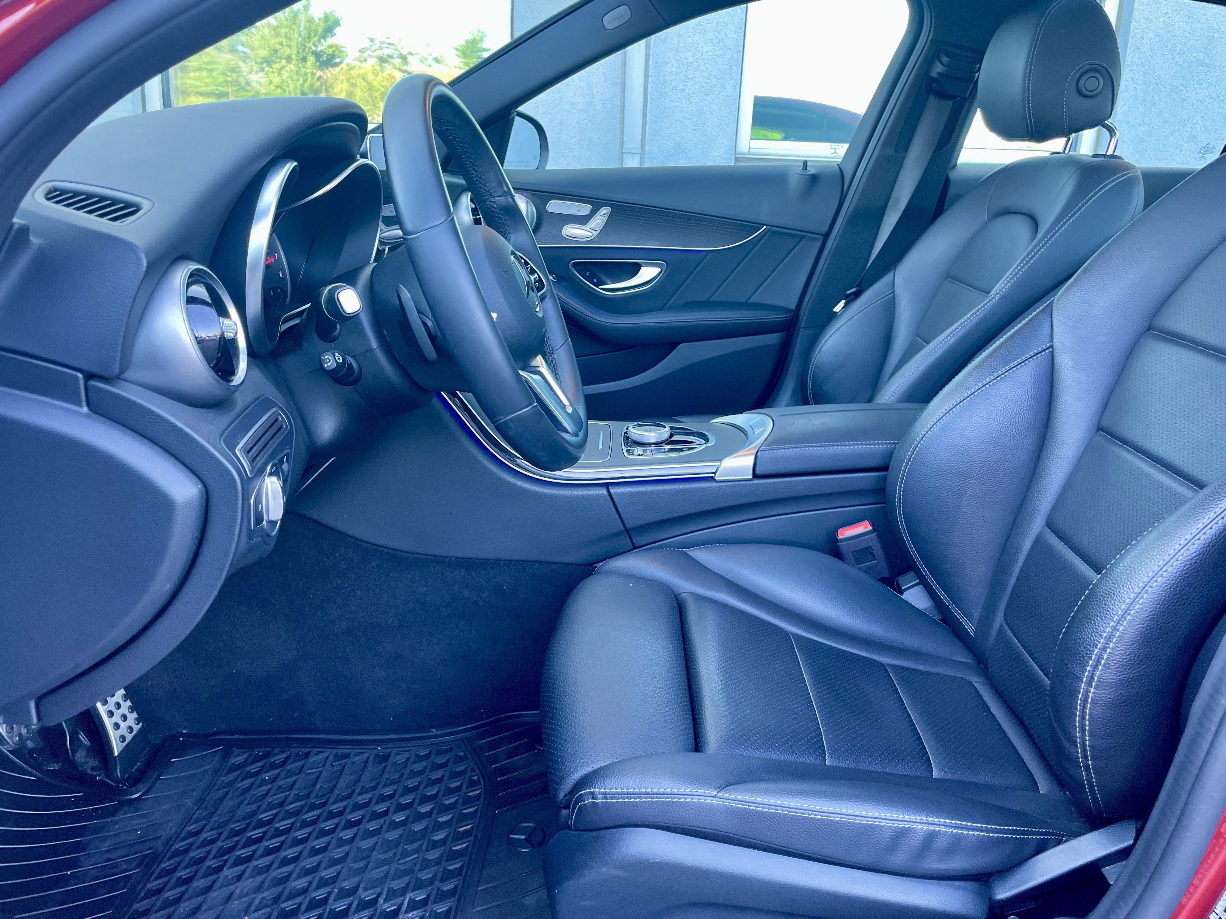 Used 2020 Mercedes-Benz C 300 4MATIC Sedan image 14