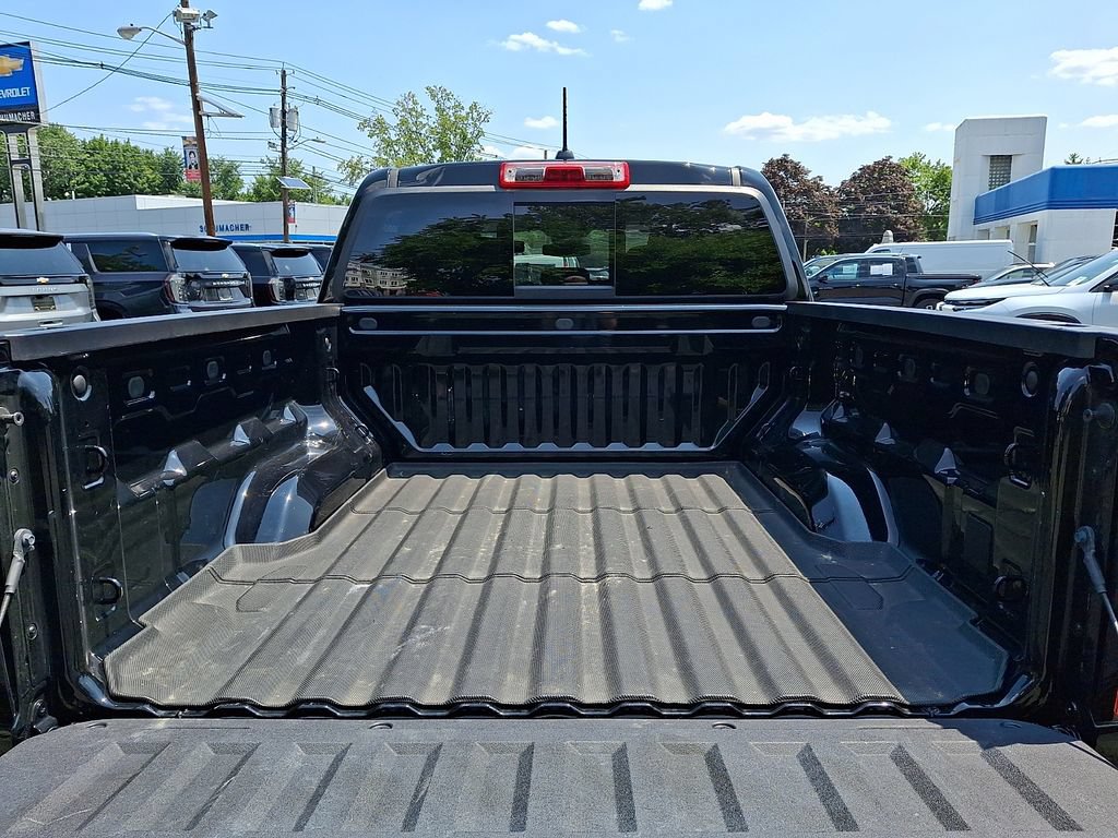 Used 2024 Chevrolet Colorado Trail Boss AWD/4WD image 27