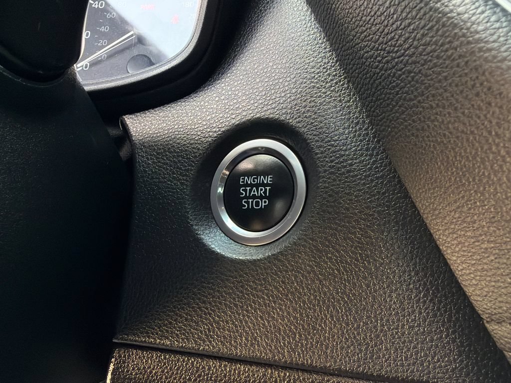 Used 2024 Toyota Corolla SE FWD image 27