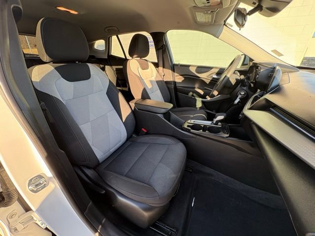 Used 2025 Chevrolet Trax LS w/ LS Convenience Package image 26