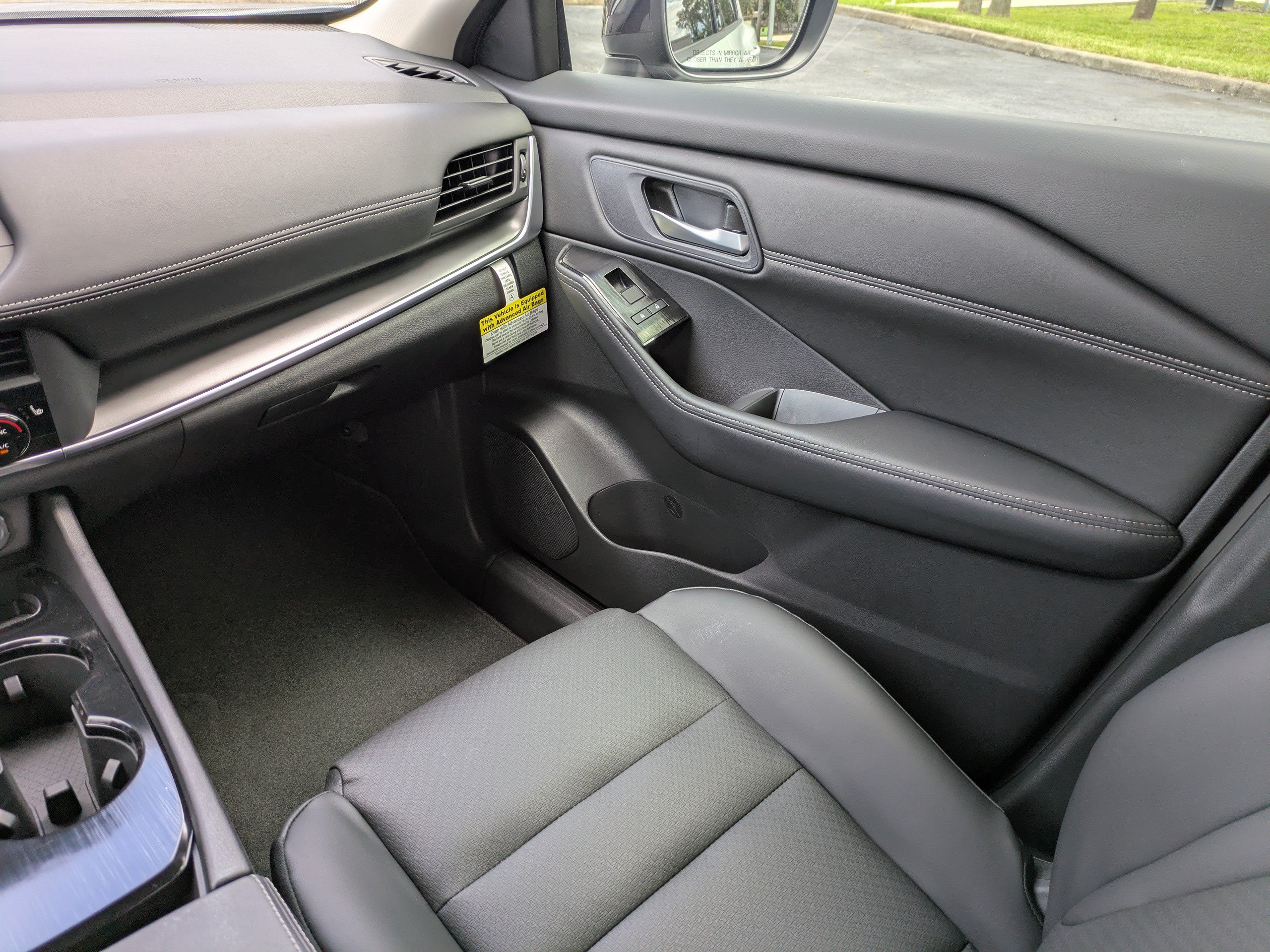 New 2026 Nissan Rogue Dark Armor FWD image 19