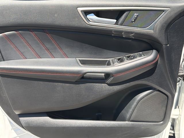 Used 2024 Ford Edge ST-Line AWD/4WD image 12