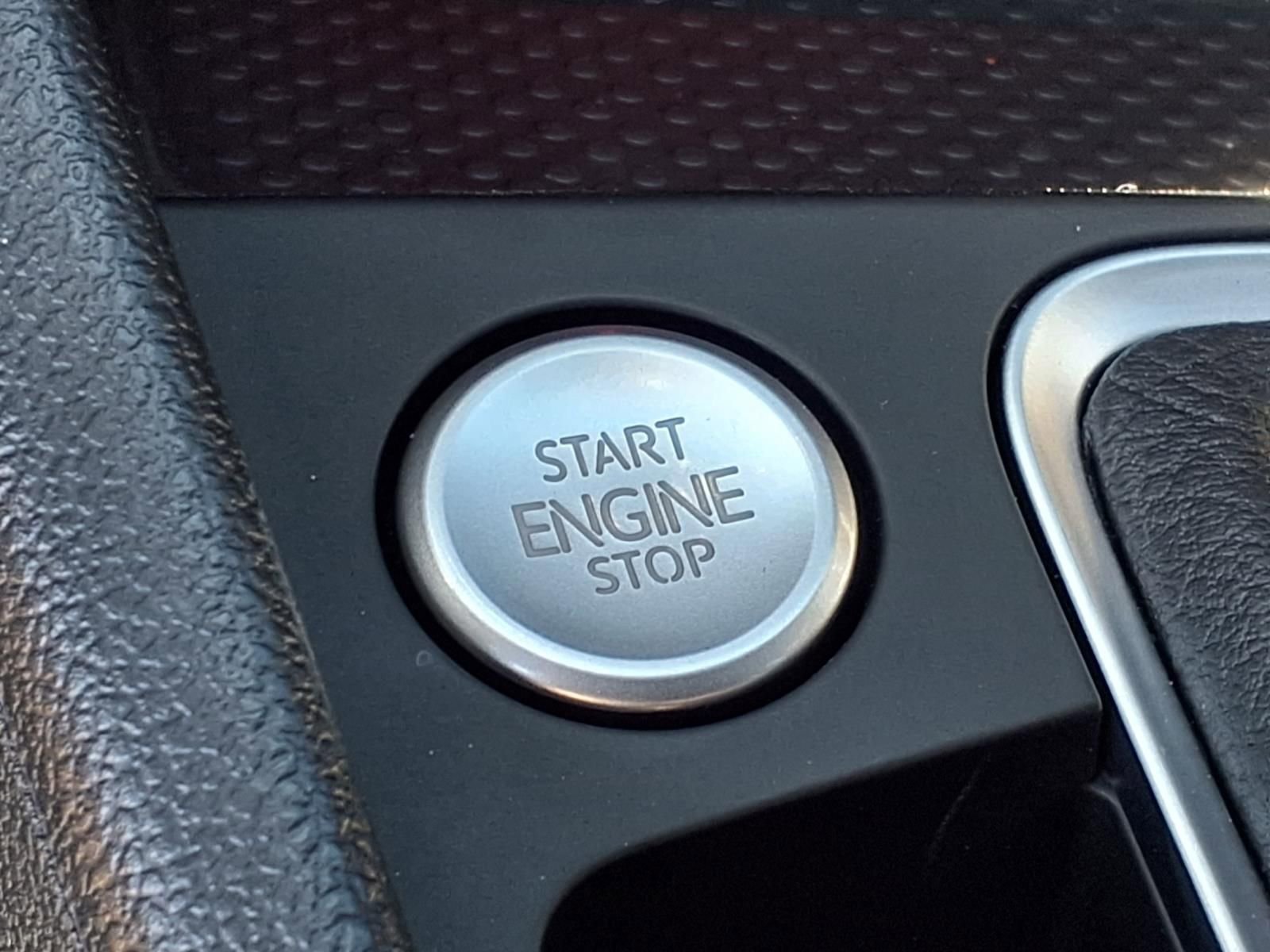 New 2026 Volkswagen Jetta GLI Autobahn FWD image 14