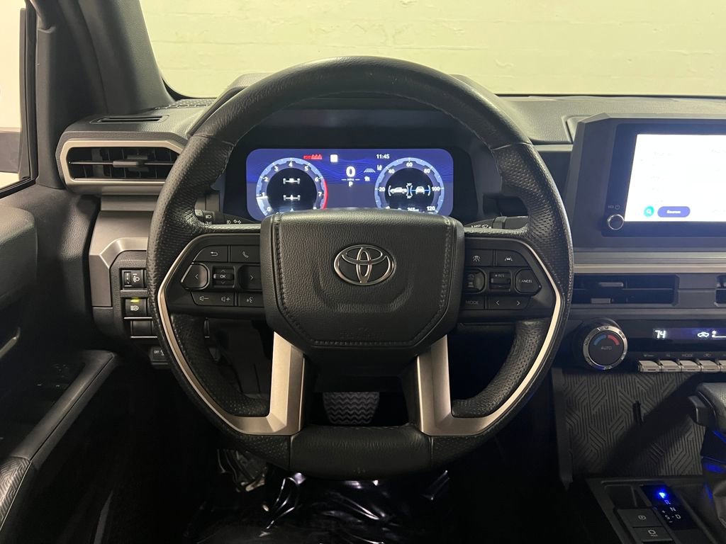 Used 2024 Toyota Tacoma TRD Off-Road image 15