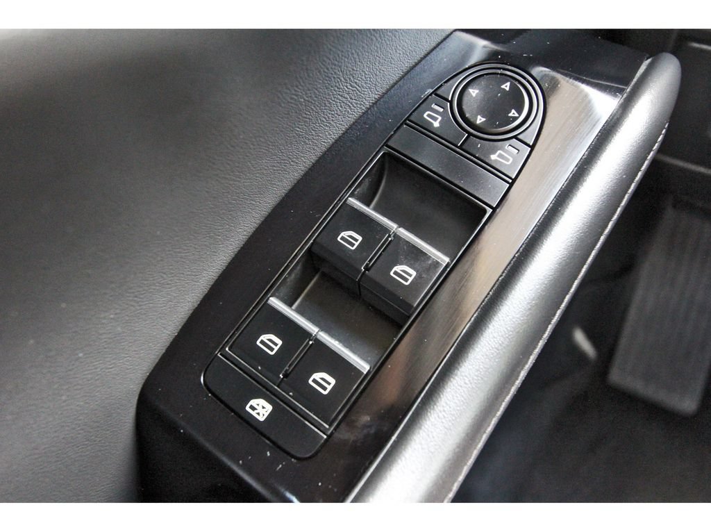 Used 2024 MAZDA MAZDA3 s FWD image 21