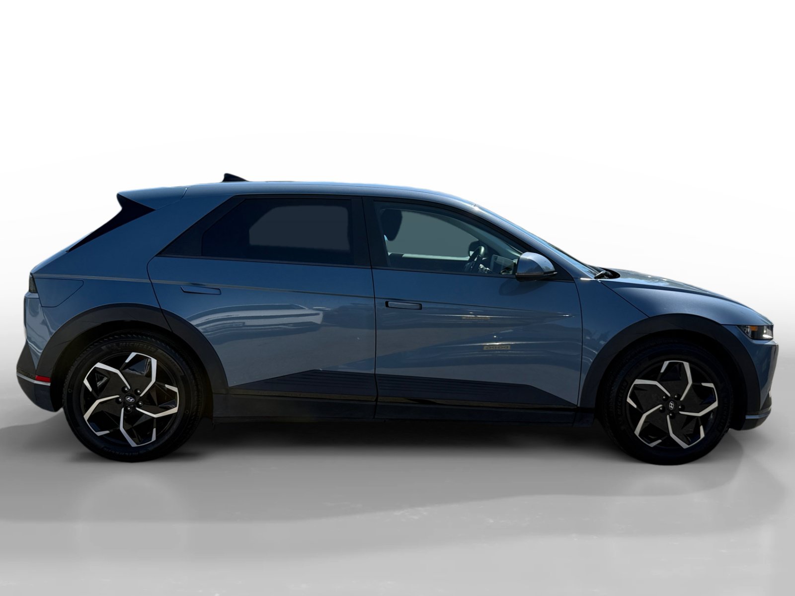 Certified 2024 Hyundai Ioniq 5 SEL RWD image 6