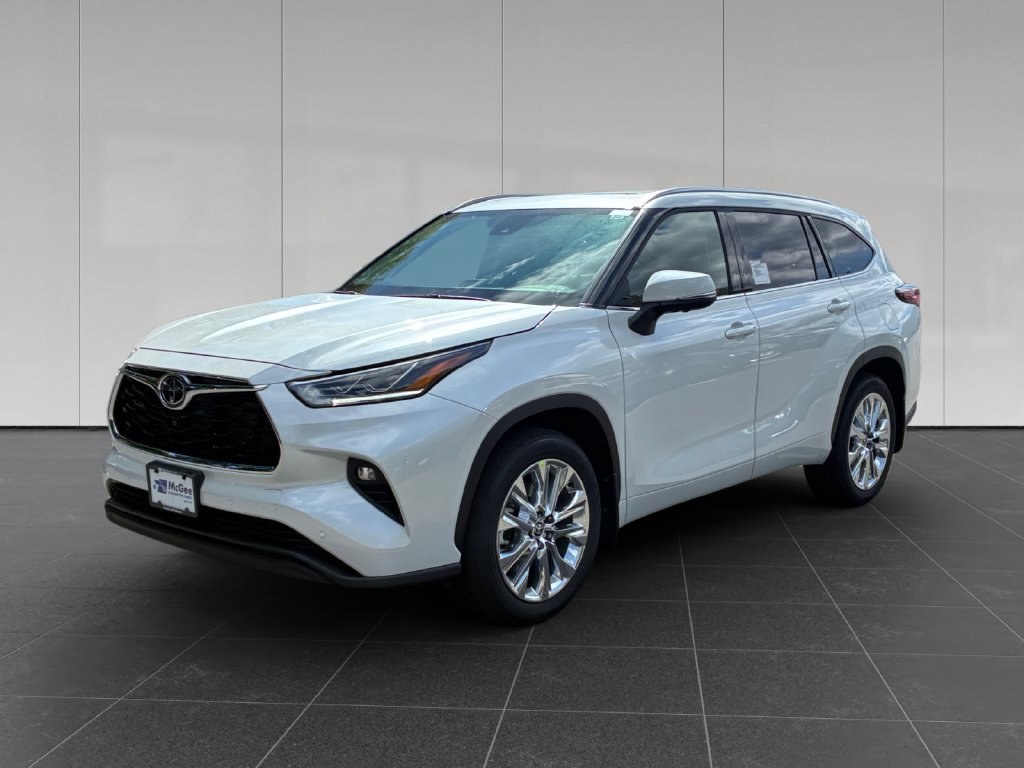New 2026 Toyota Highlander Limited AWD/4WD image 1