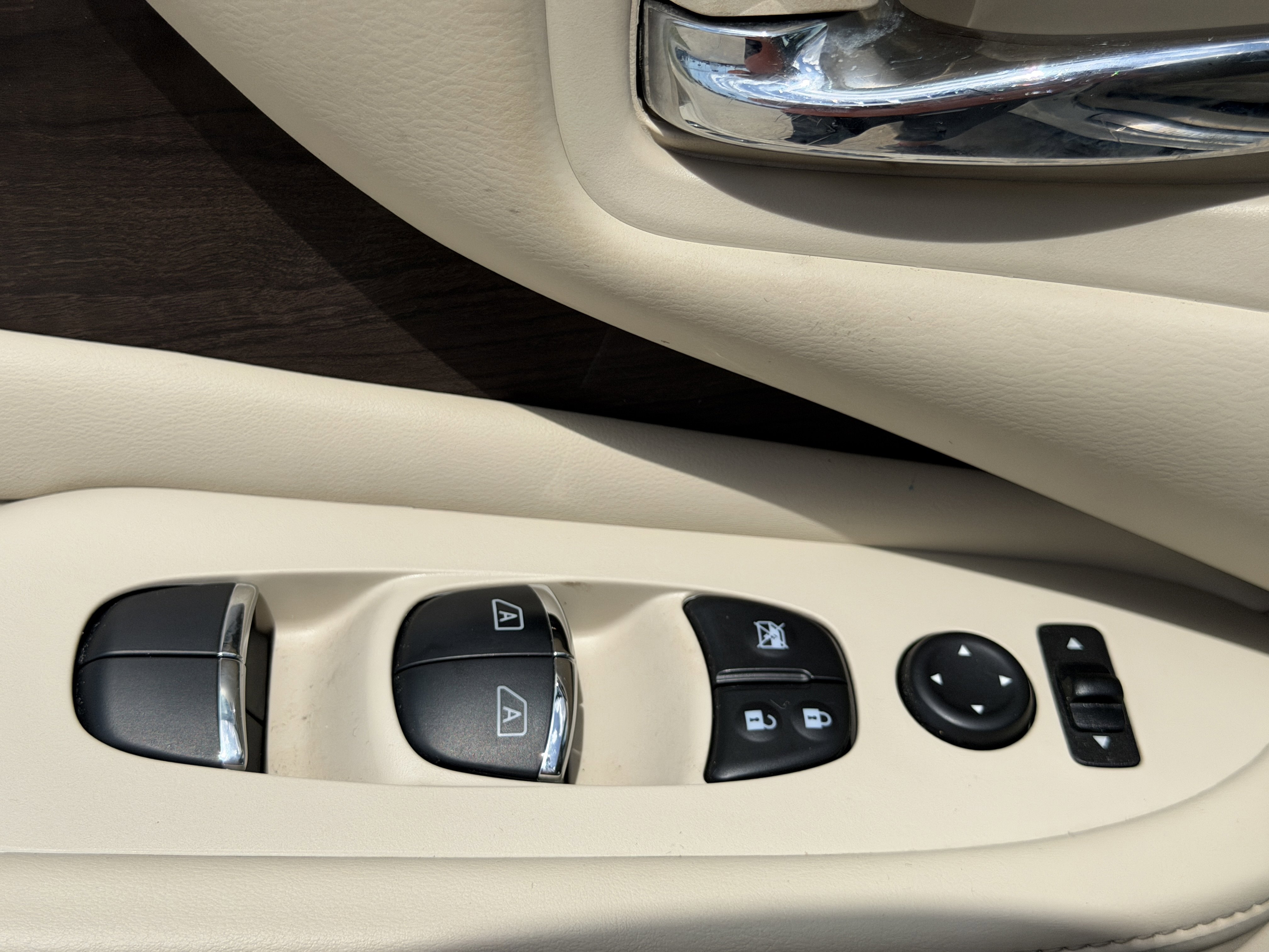 Used 2019 Nissan Murano Platinum image 18