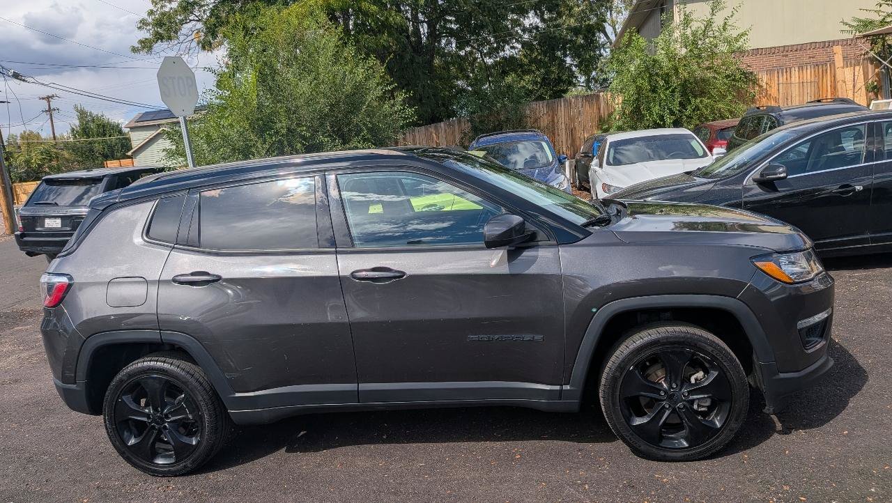 Used 2018 Jeep Compass Latitude AWD/4WD image 4