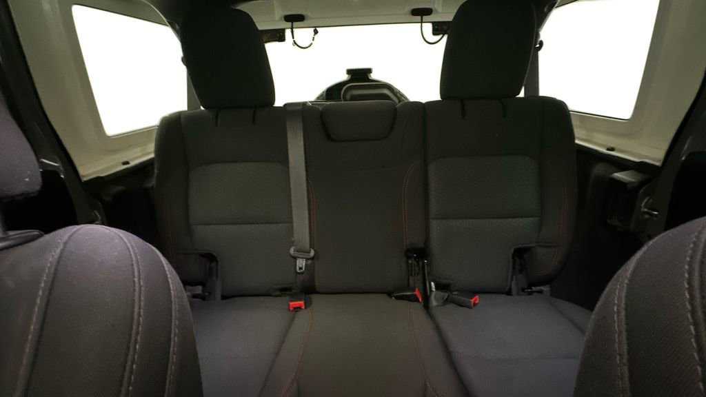 Used 2021 Jeep Wrangler Unlimited Rubicon image 15