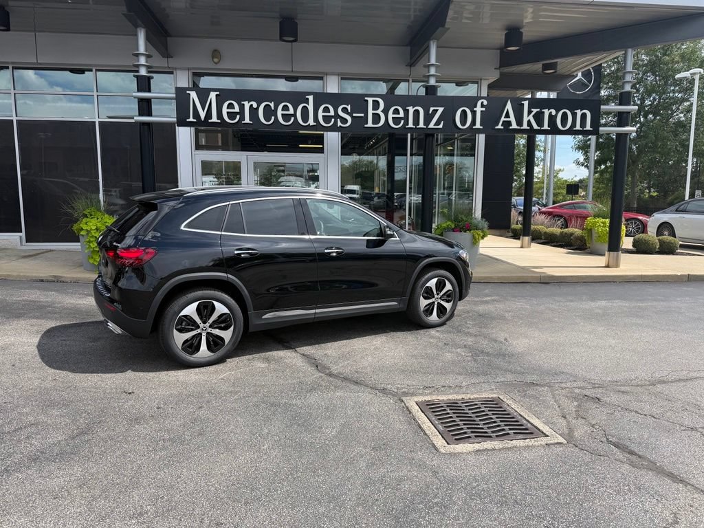 New 2026 Mercedes-Benz GLA 250 4MATIC image 2