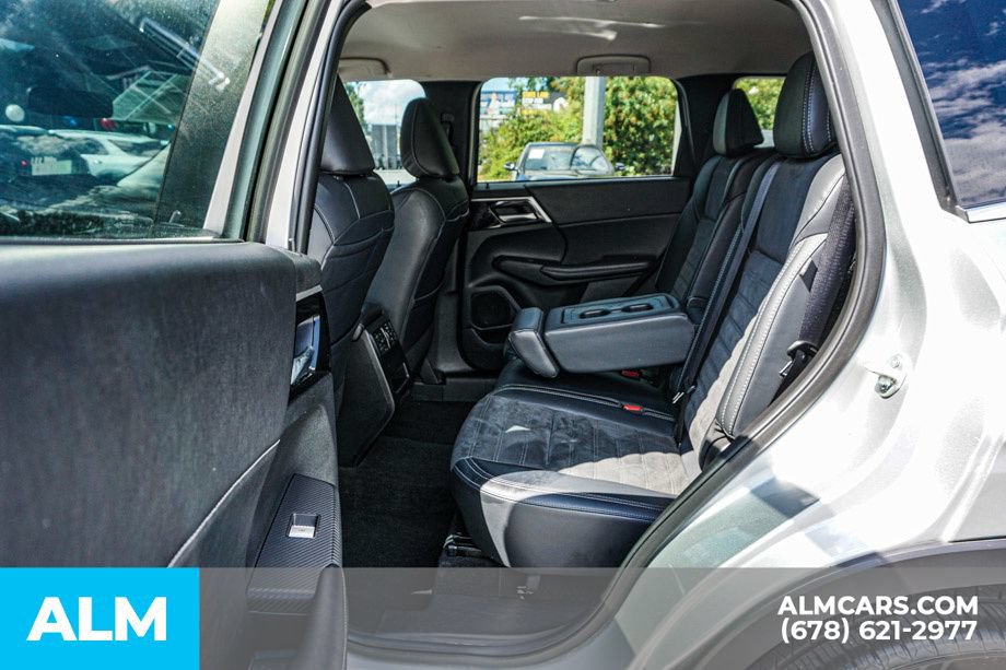 Used 2024 Mitsubishi Outlander SE AWD/4WD image 20