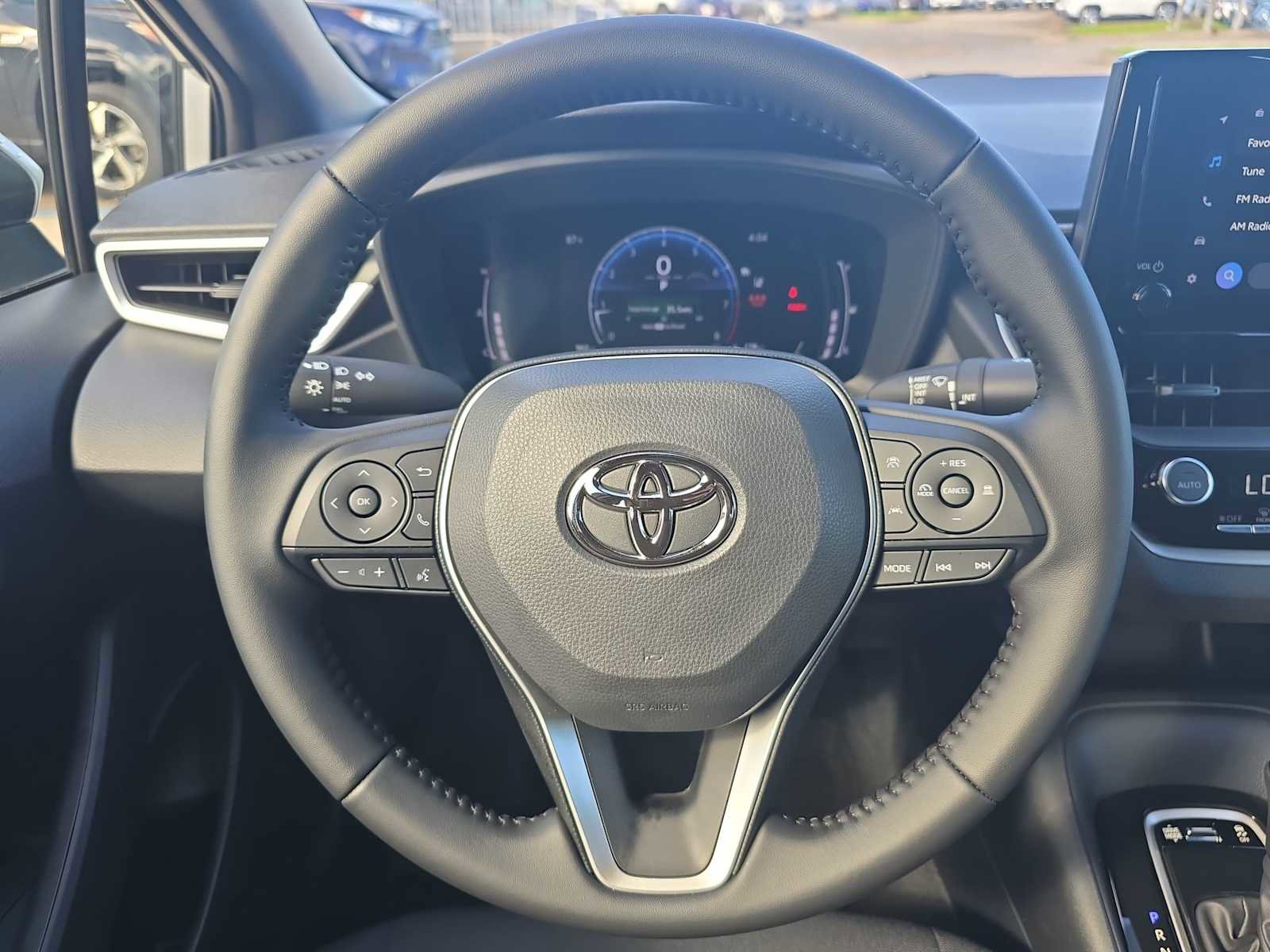 Used 2026 Toyota Corolla SE FWD image 12