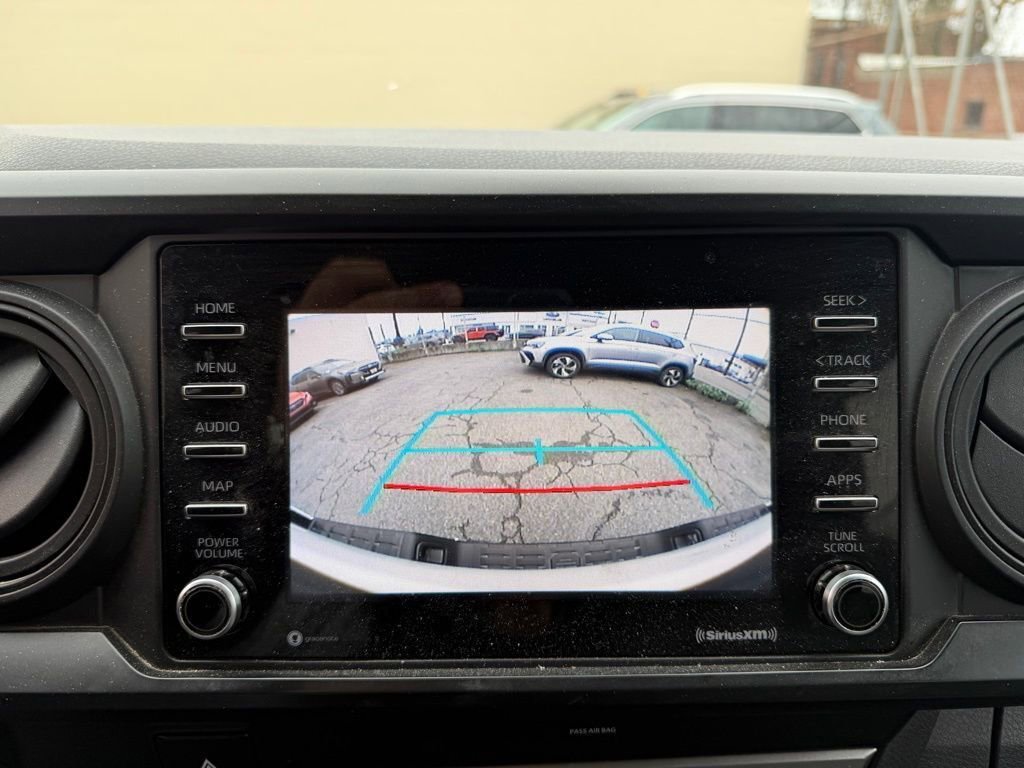 Used 2020 Toyota Tacoma SR AWD/4WD image 14