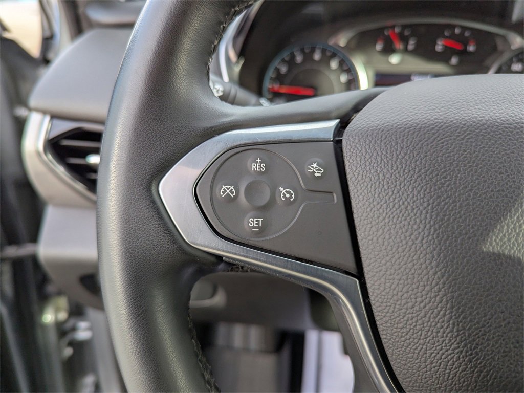 Used 2023 Chevrolet Traverse LT w/ Rear Camera Mirror Package image 14