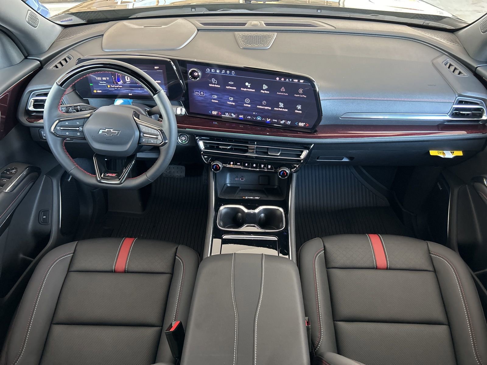 New 2026 Chevrolet Traverse RS w/ LPO, Floor Liner Package image 18