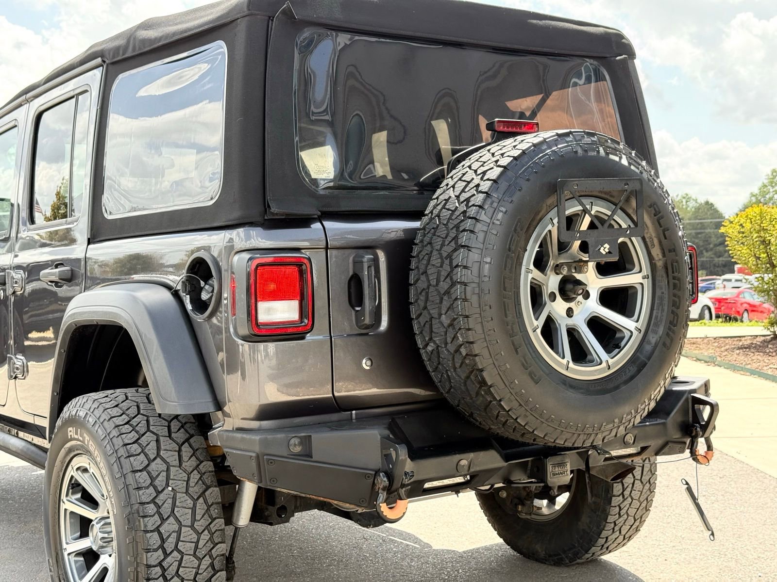 Used 2018 Jeep Wrangler Unlimited Sport S image 5