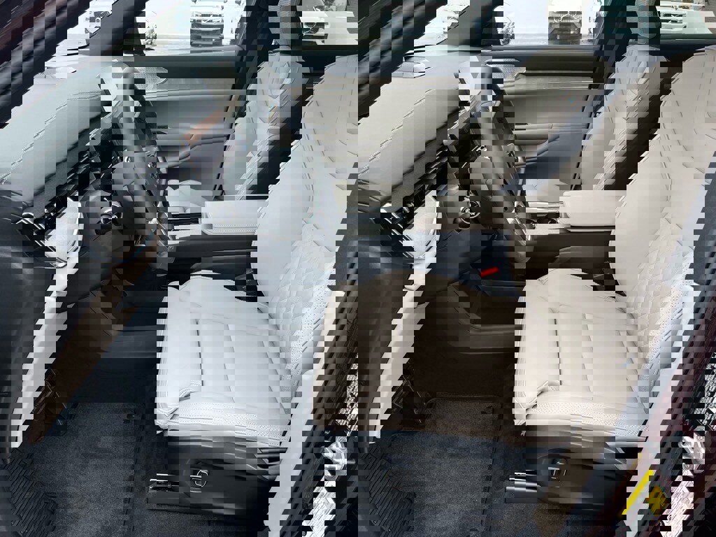 New 2025 Volvo EX90 Ultra image 15