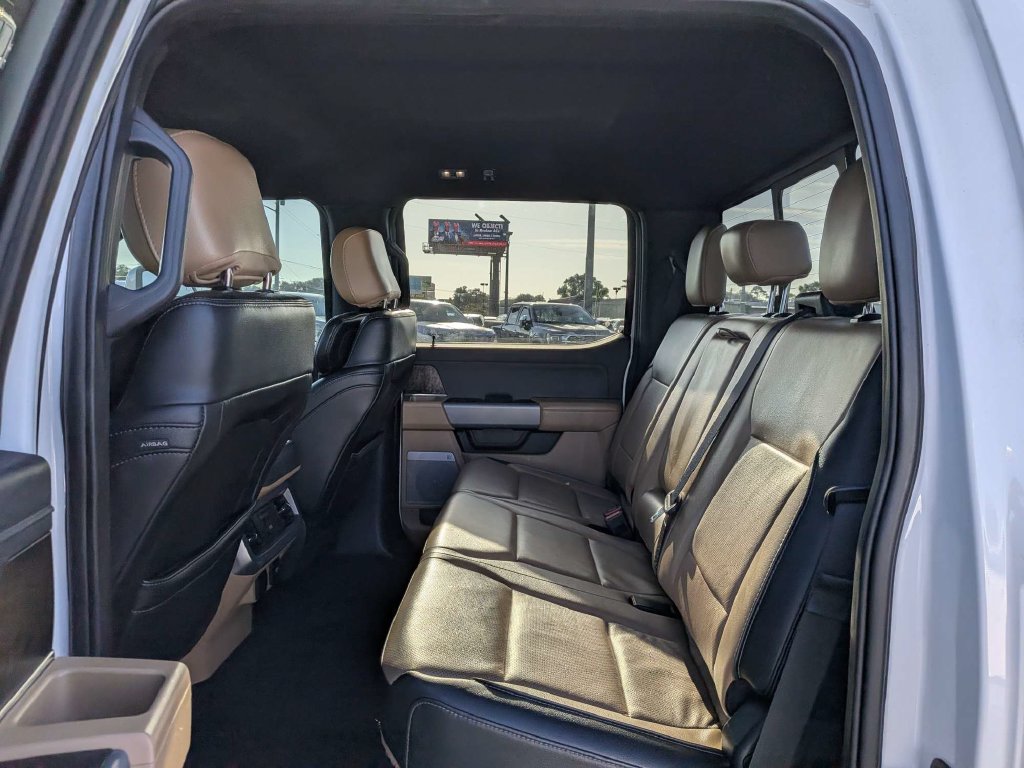 Used 2024 Ford F350 Lariat w/ Lariat Ultimate Package AWD/4WD image 12