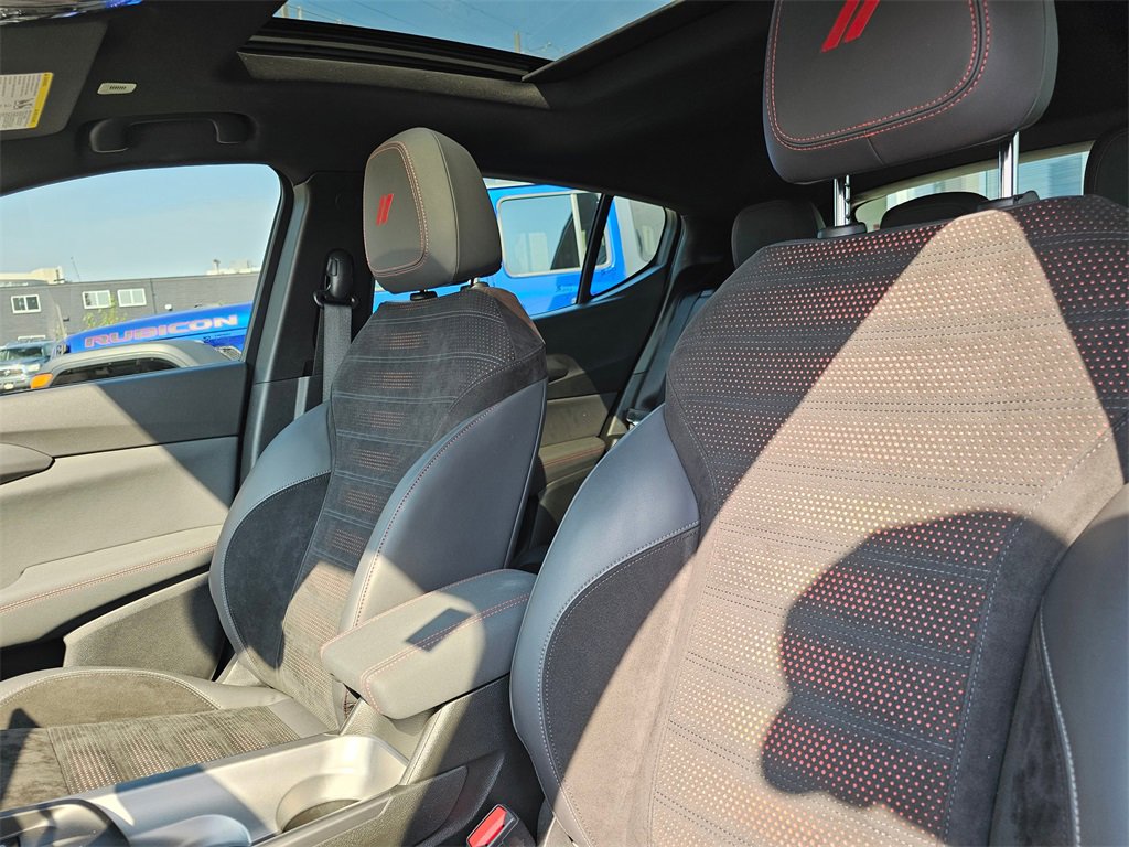 Used 2024 Dodge Hornet R/T Plus image 25