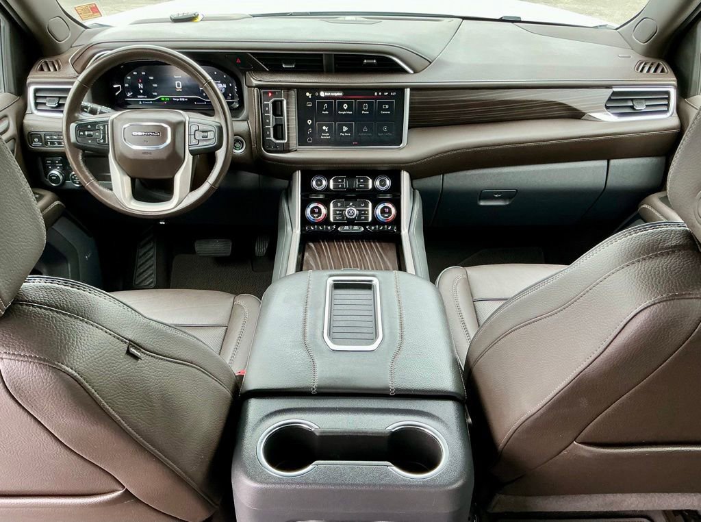 Used 2022 GMC Yukon XL Denali AWD/4WD image 34