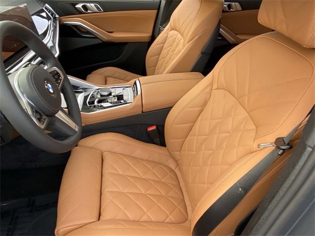 New 2026 BMW X6 xDrive40i w/ Climate Comfort Package image 19